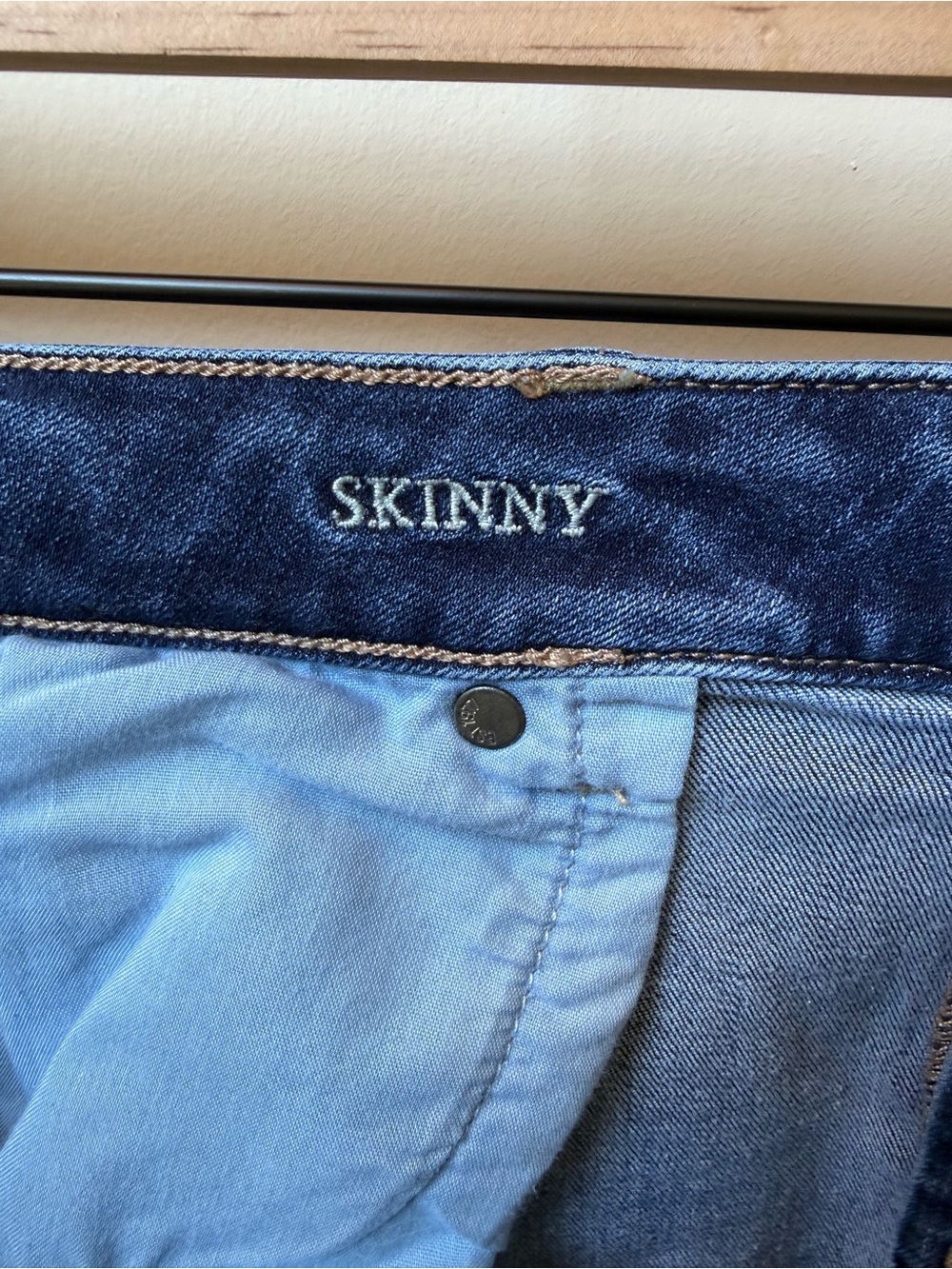 American Eagle Outfitters Women's Blue Skinny Jeans - Picture 4 of 5